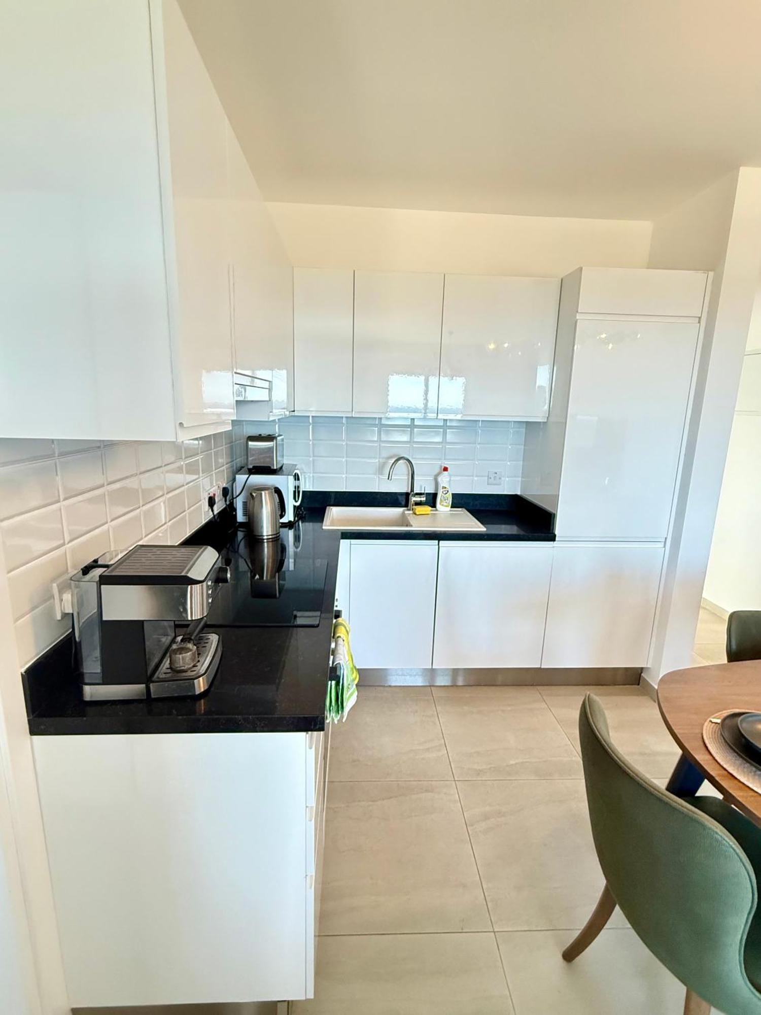 Relaxing Penthouse Suites By The Sea Vokolidha Номер фото