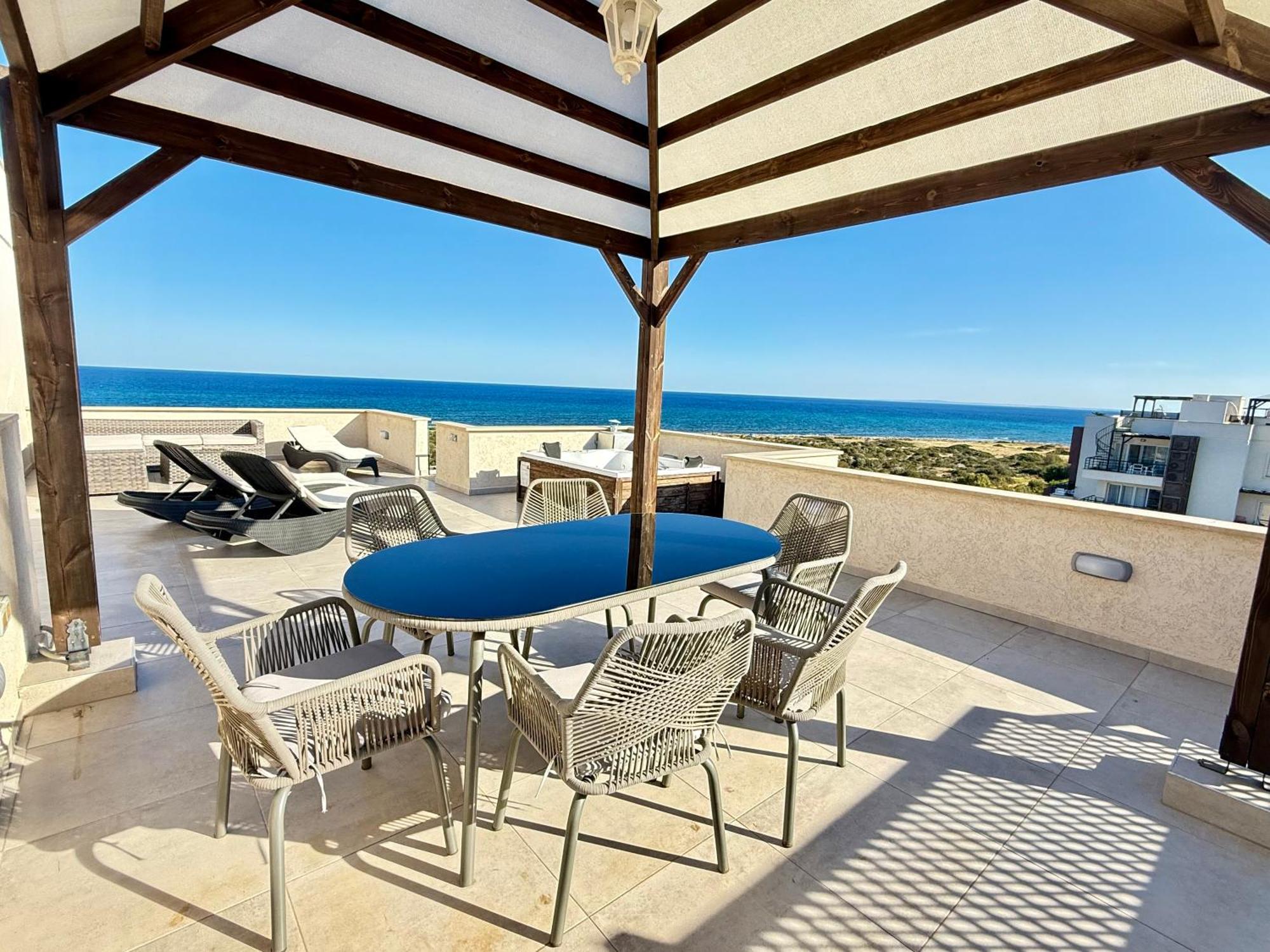 Relaxing Penthouse Suites By The Sea Vokolidha Номер фото